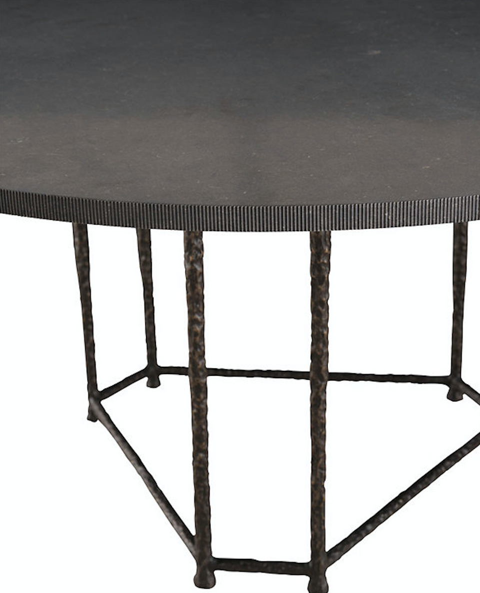 AITNE DINING TABLE