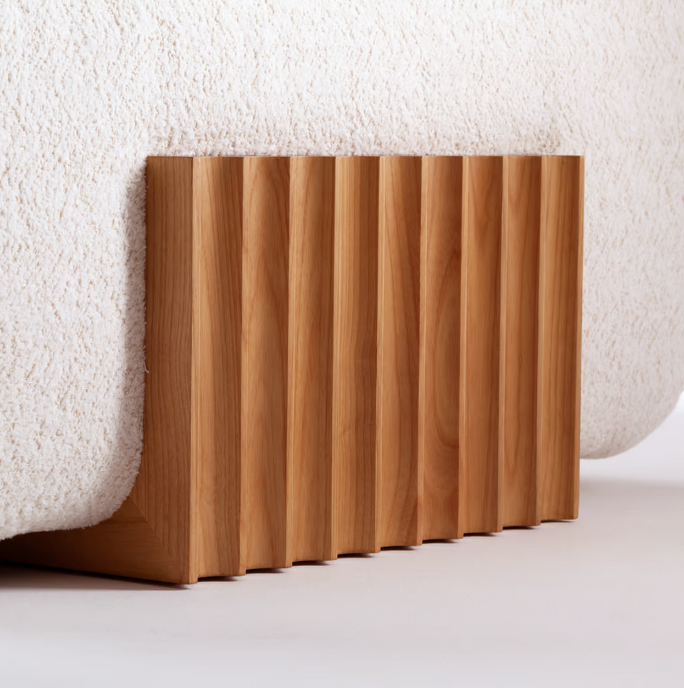 CARMEL ARMCHAIR