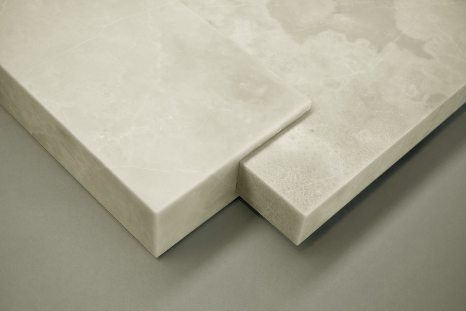 TEMPIO T2 COFFEE TABLE IN ONYX BLANC