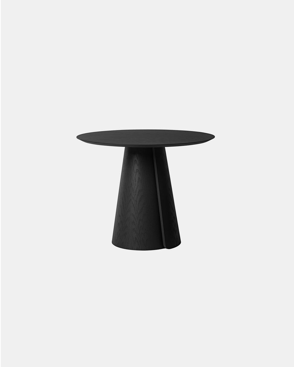 VOLTA DINING TABLE IN BLACK