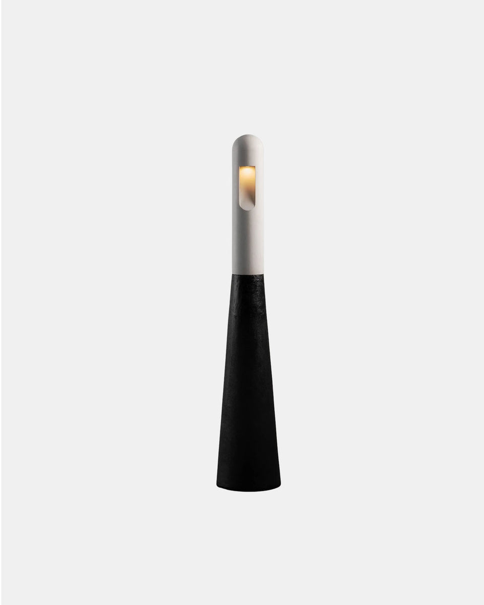 TOTEM WHITE MARBLE AND CONCRETE LAMP
