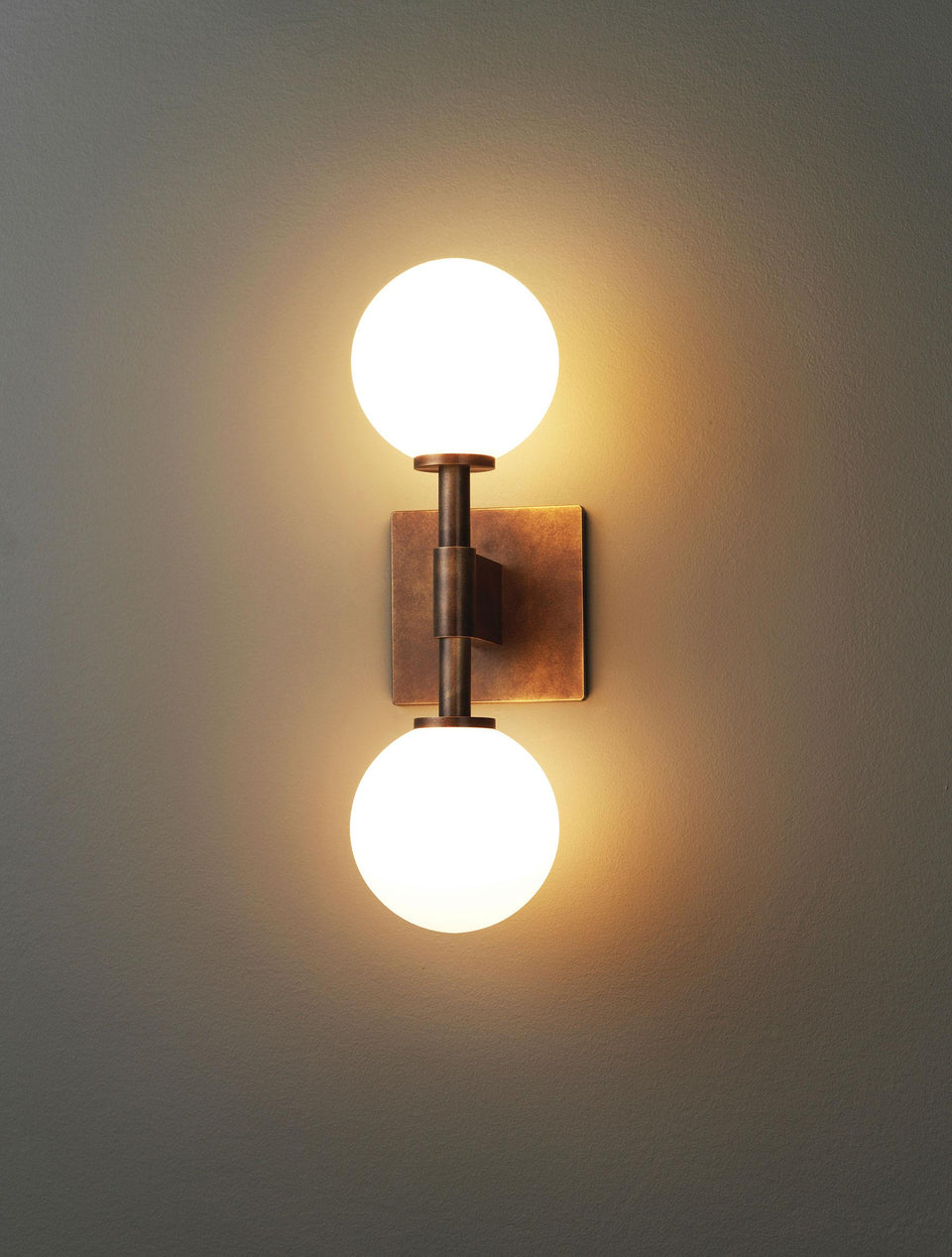 BASTION DOUBLE WALL LAMP