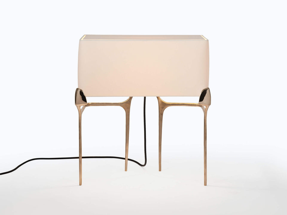 FLINT TABLE LAMP