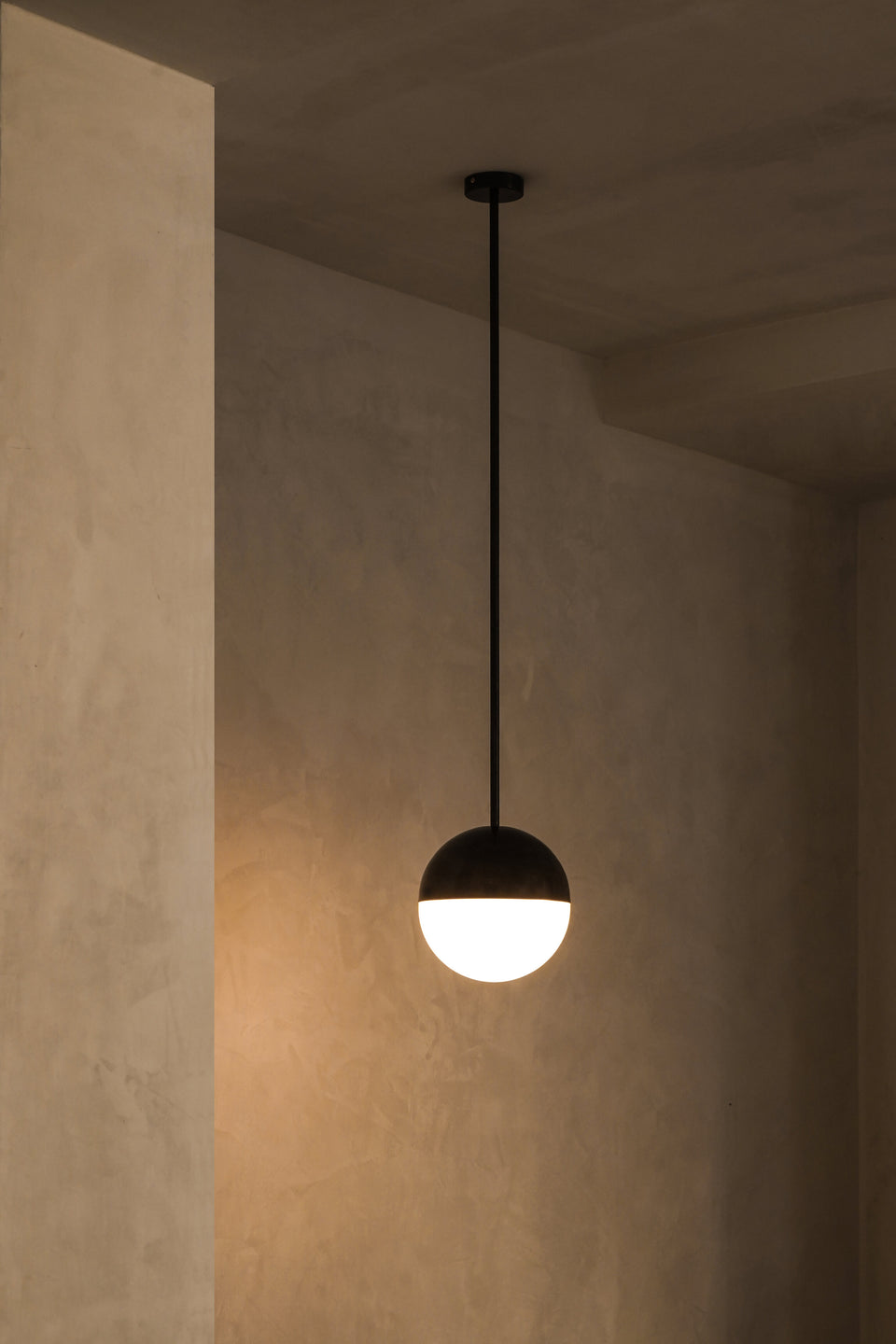 HALF & HALF PENDANT LIGHT