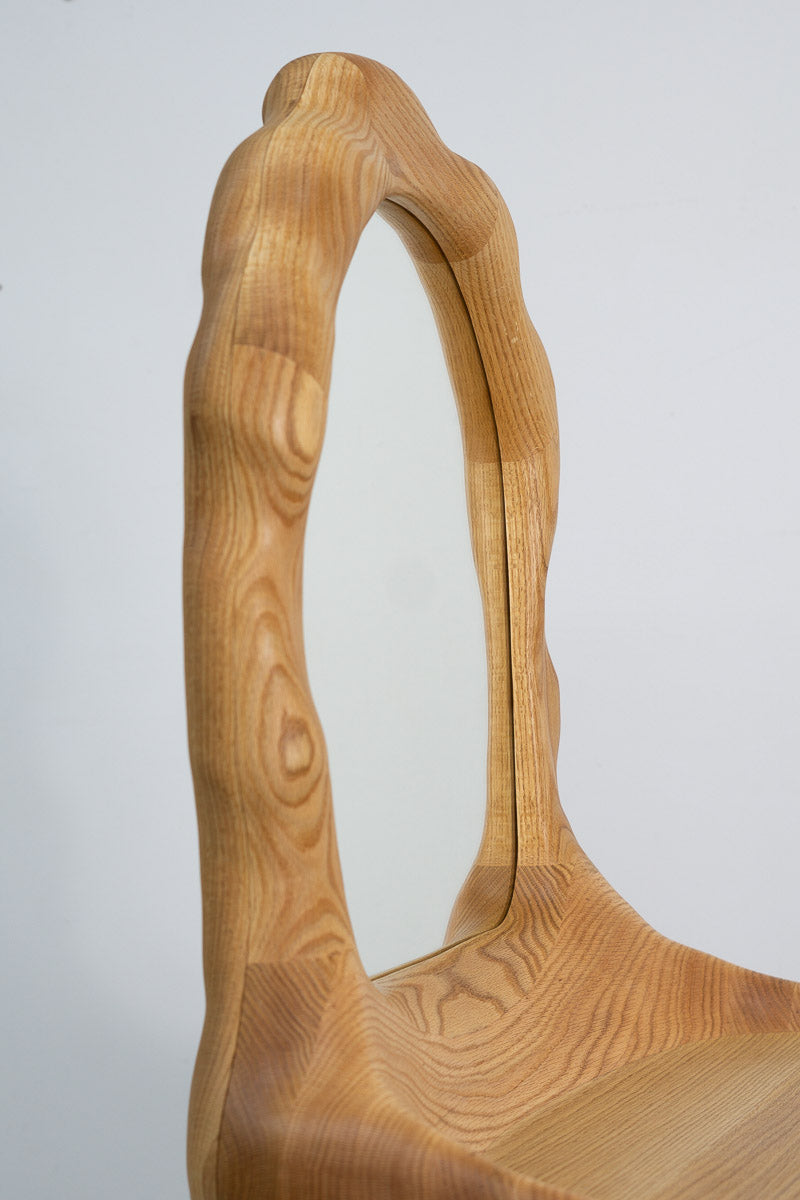 DRESSING TABLE WITH MIRROR