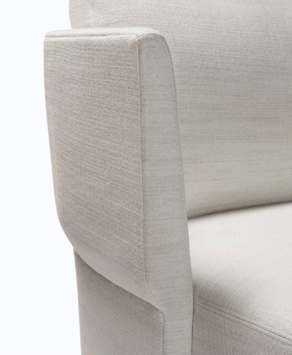 RAVALI CHAIR