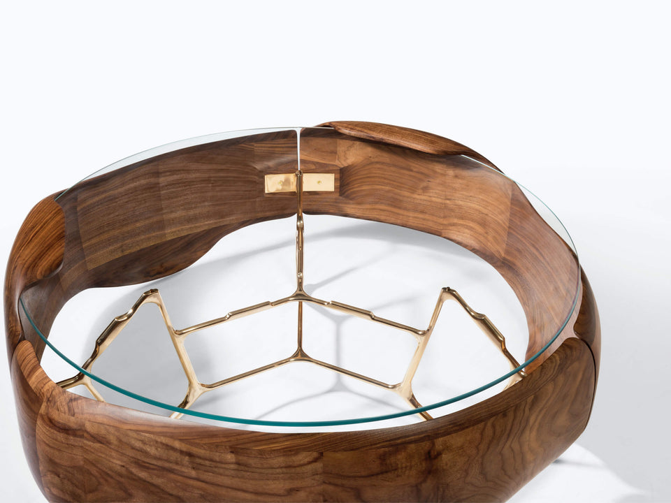 VESSEL COCKTAIL TABLE