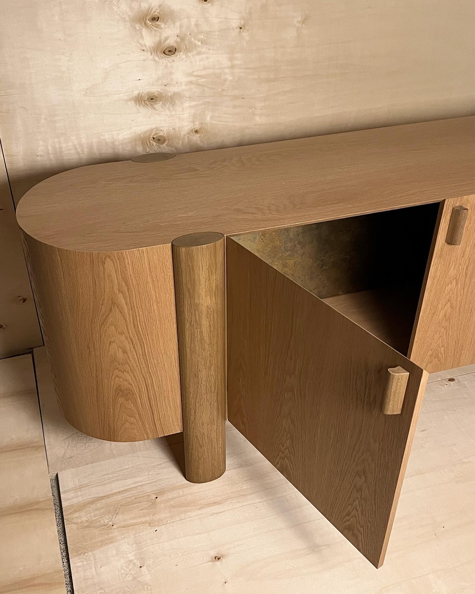 ERA NATURAL OAK CREDENZA