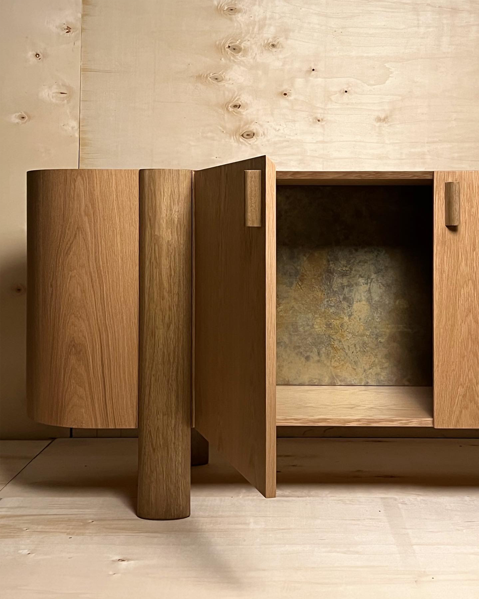 ERA NATURAL OAK CREDENZA