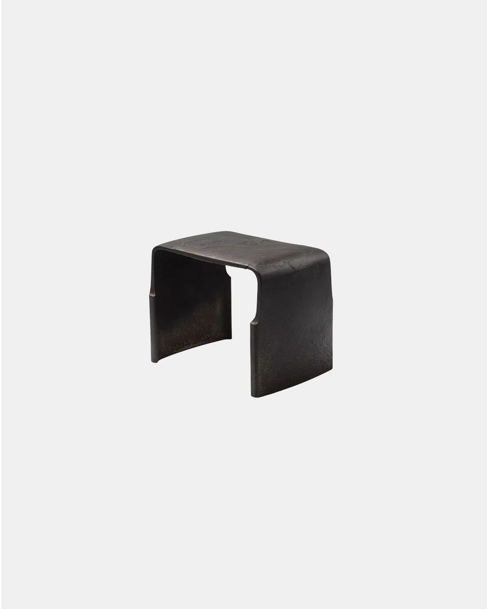 SCIMITAR STOOL