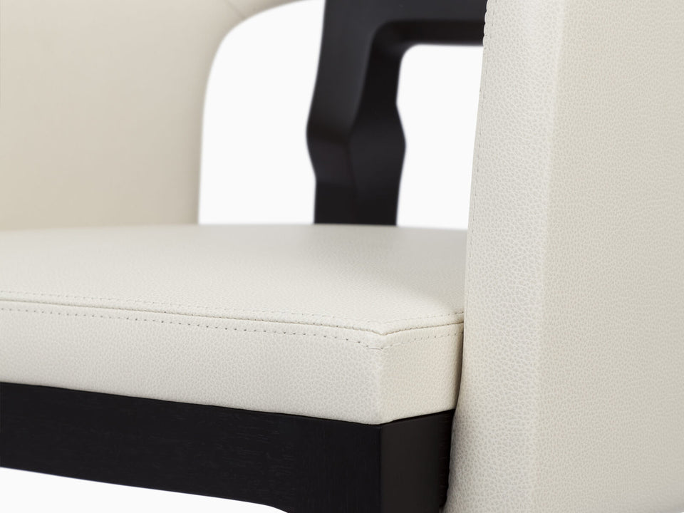 GALLATIN DINING ARMCHAIR