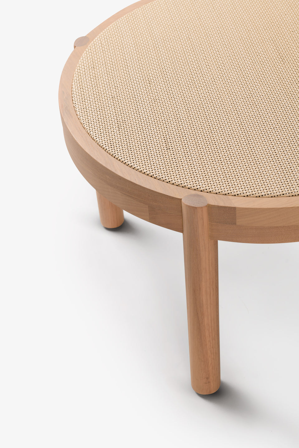 GRAVATÁ LOUNGE CHAIR IN BLEACHED TAUARI