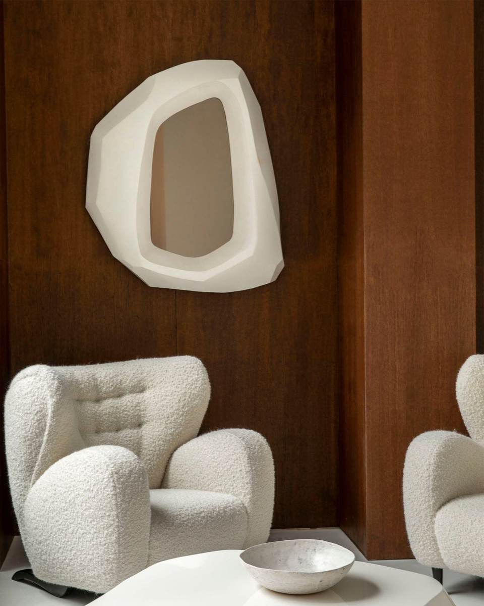 HELIOS PLASTER MIRROR