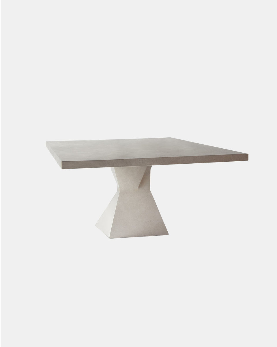 INKA DINING TABLE