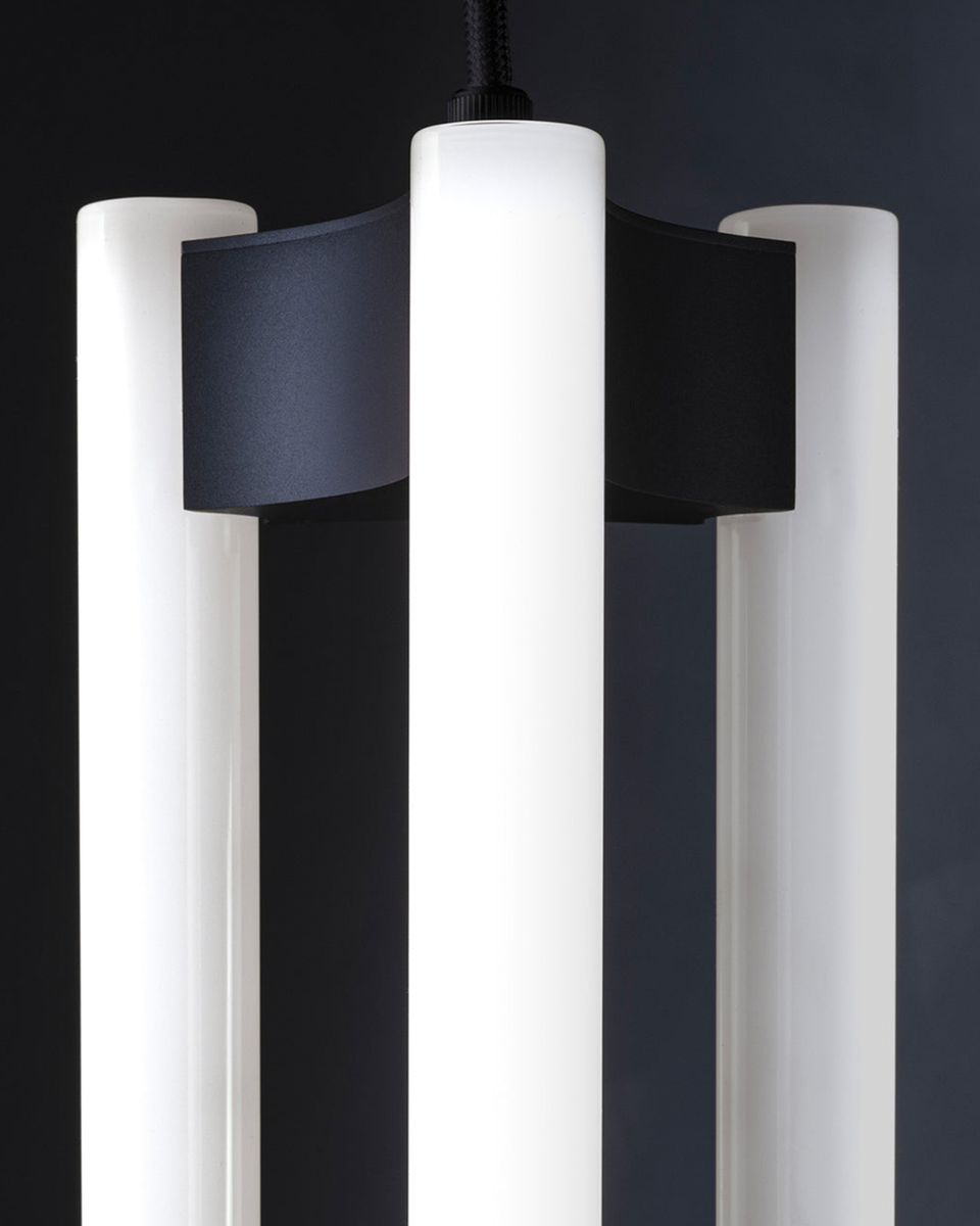 LIA BLACK MATTE SUSPENSION 50