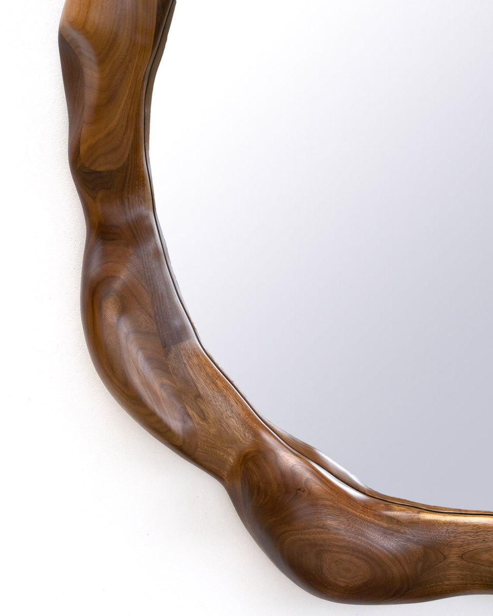 ROUND WALNUT WOOD MIRROR