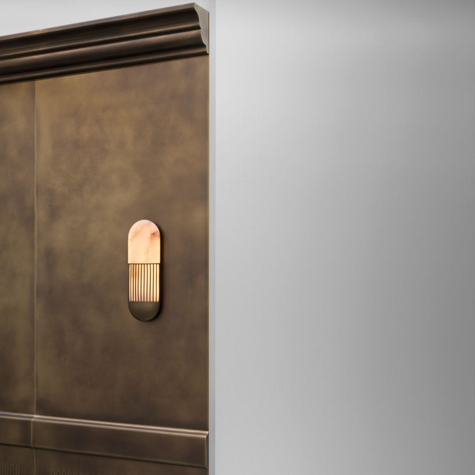 SELENE WALL LIGHT