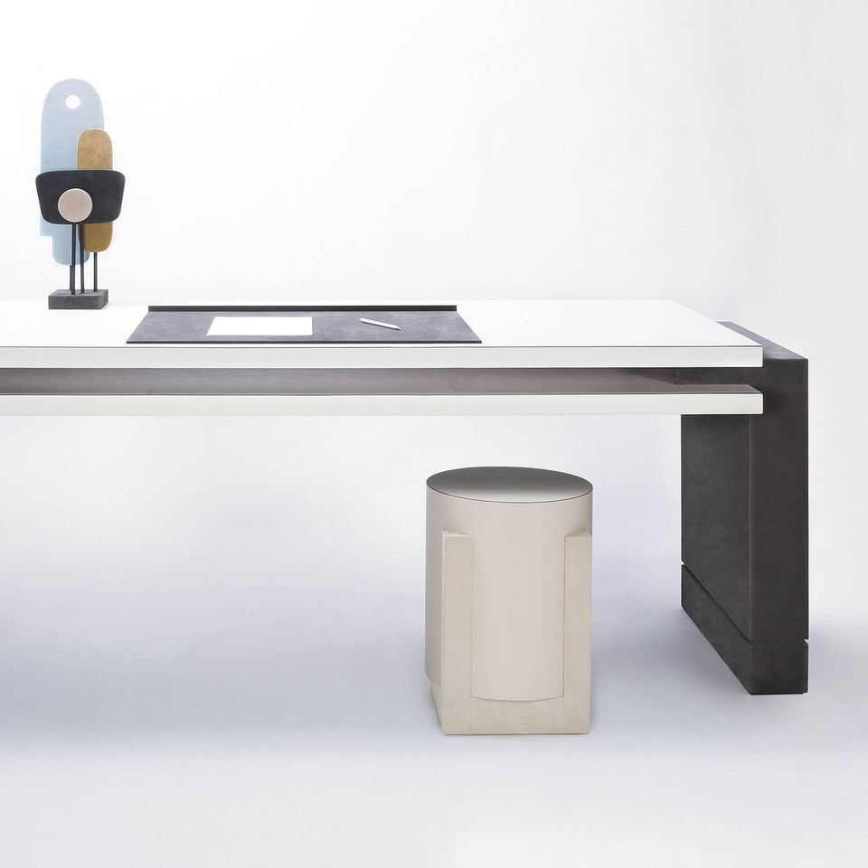 STRATOS DESK