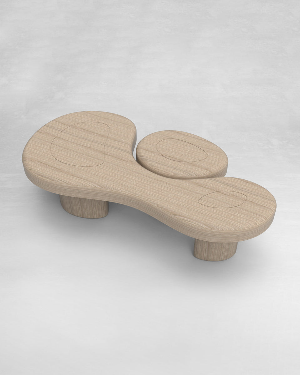 US SOLID OAK TABLE