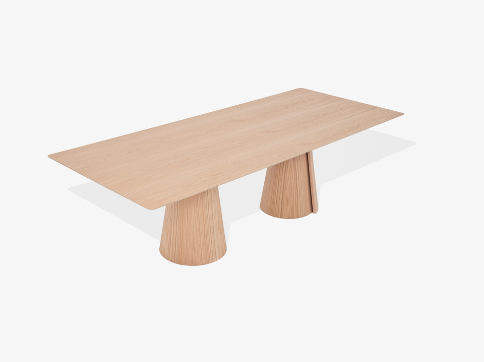VOLTA RECTANGULAR DINING TABLE IN OAK
