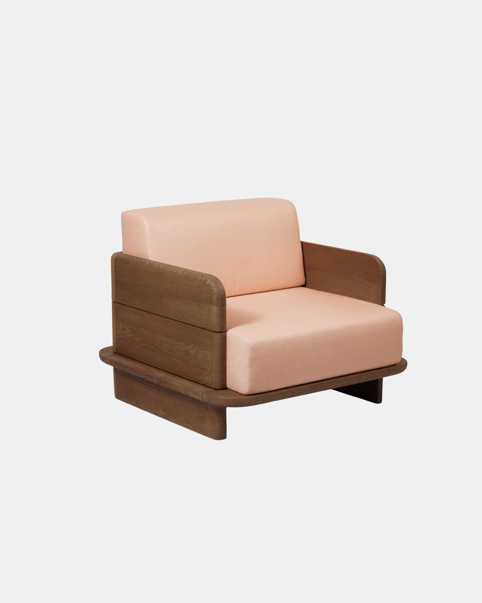 NIRA LOUNGE CHAIR