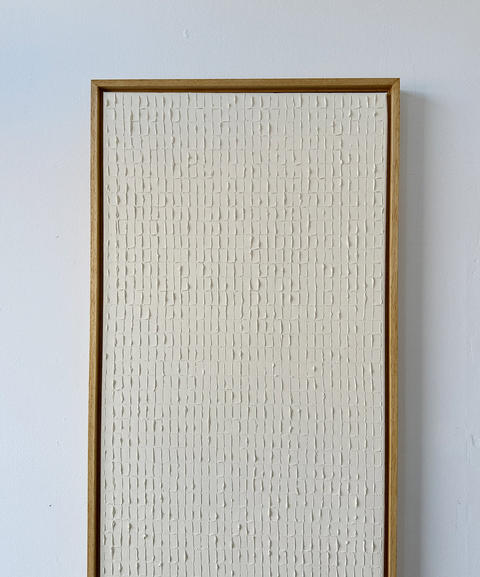 WARM WHITE - 2024