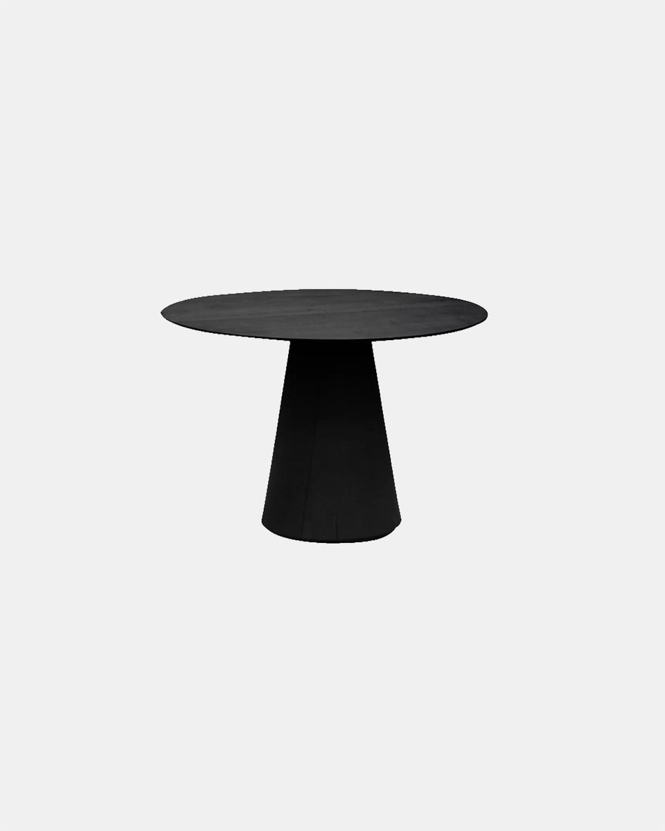 AMOK DINING TABLE