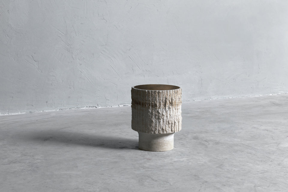 AMBIGUE SIDE TABLE