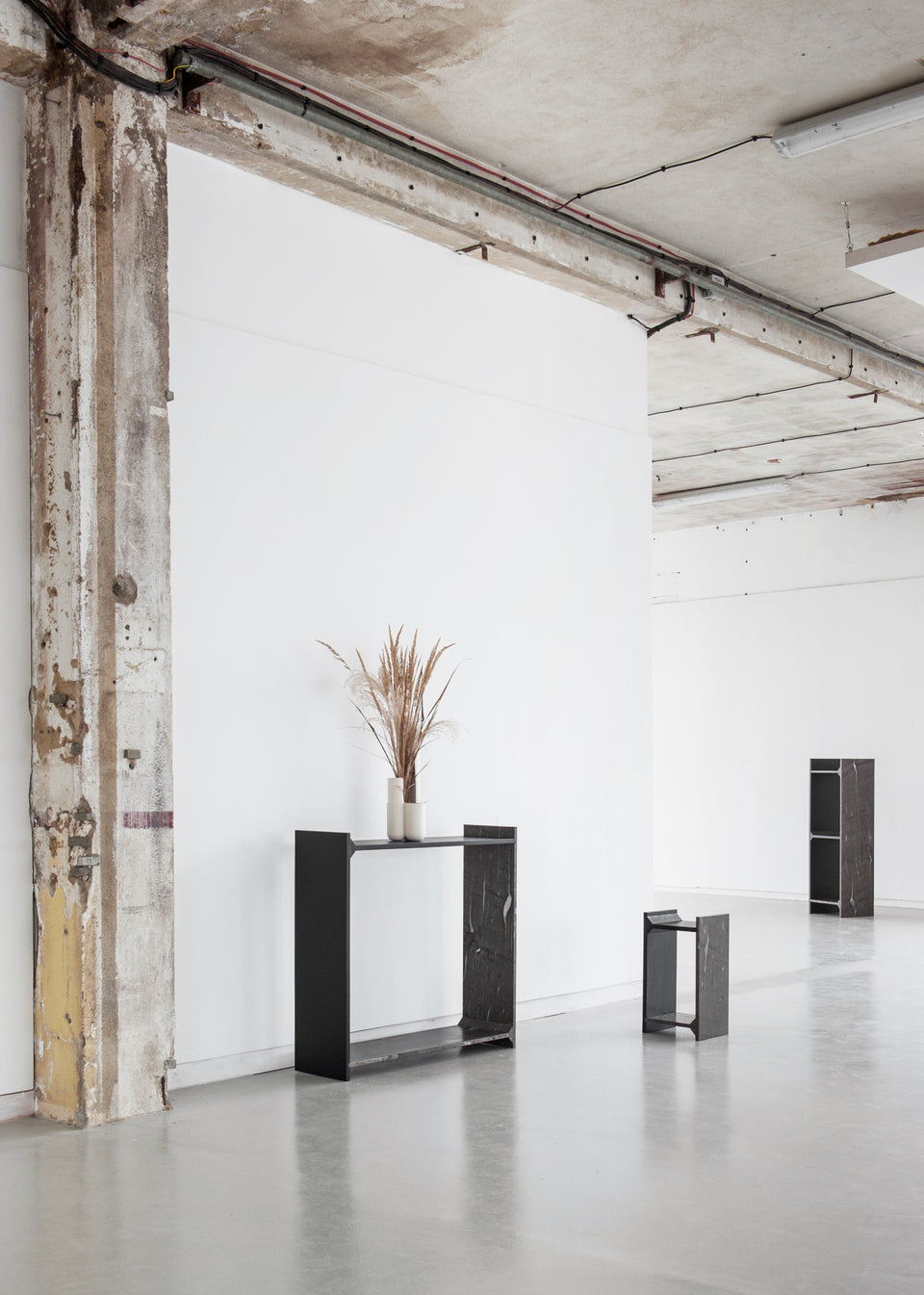 ASYMMETRY CONSOLE