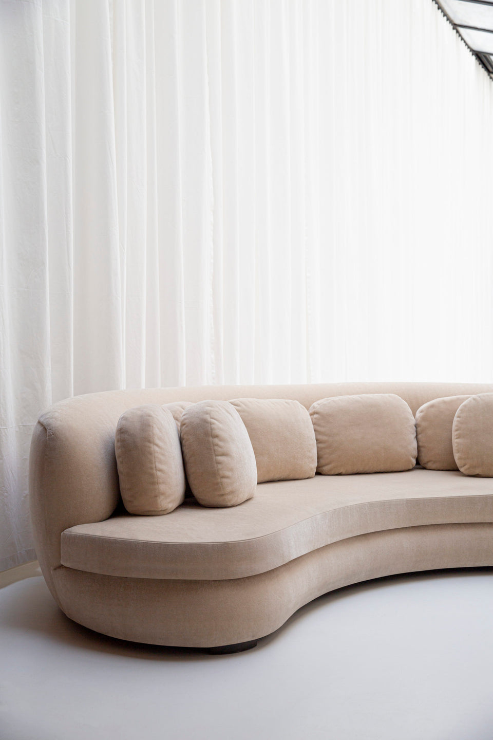SAINT HONORÉ SOFA