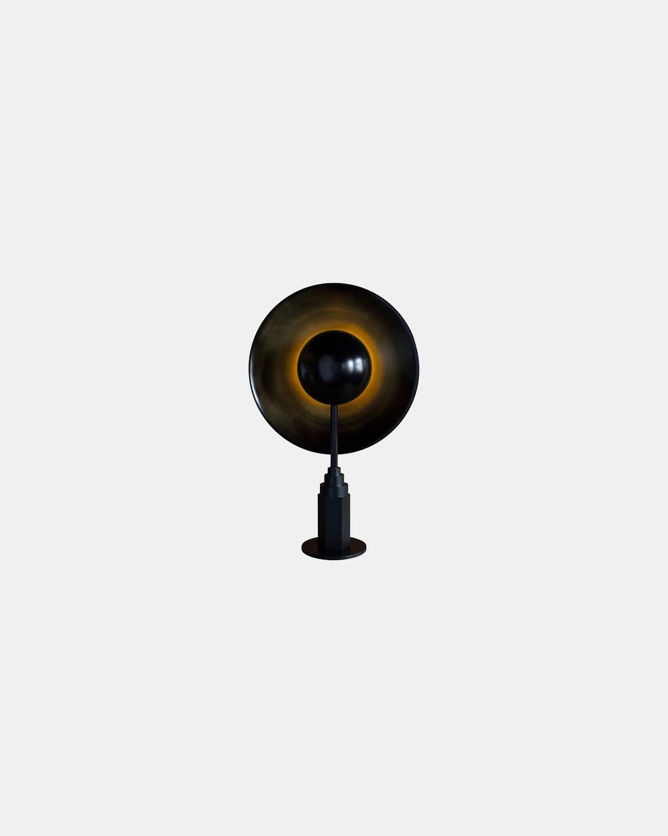 METROPOLIS TABLE LAMP IN BLACK